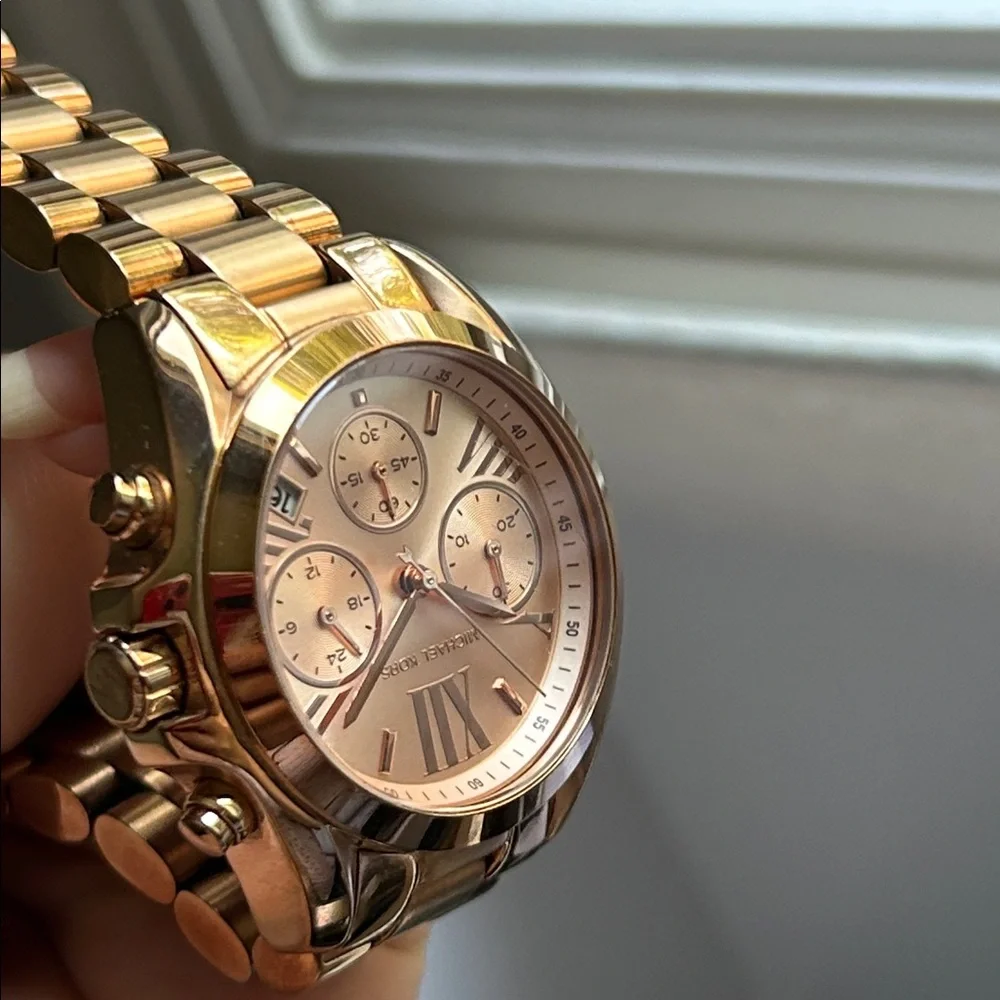 Michael Kors Metallic Rose Chronograph Watch ya